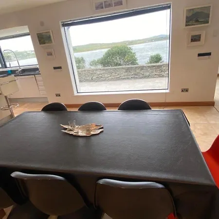 The Curlew * Carrigart